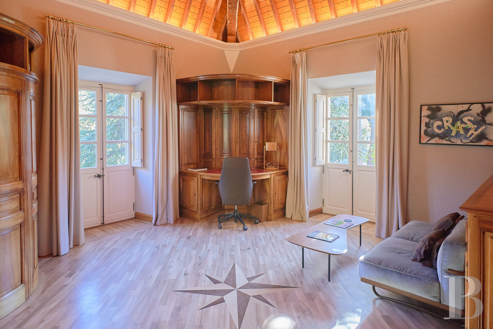 À Marseille, en lisière de la ville et tournée vers les calanques, une demeure patricienne dans son parc de sept hectares - photo  n°27